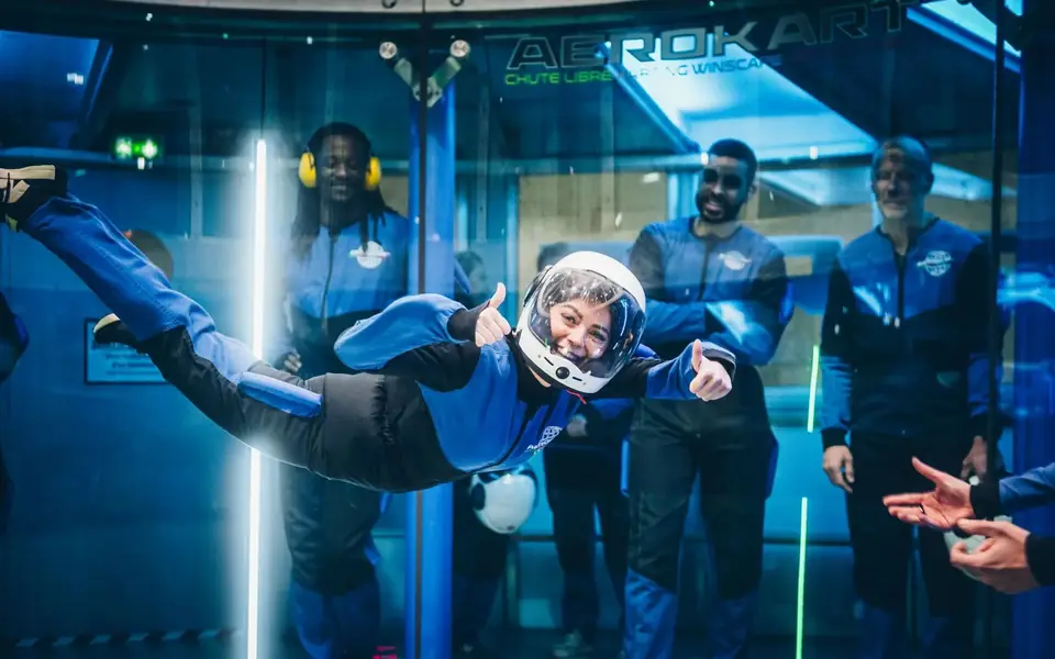 Réservez votre vol en chute libre indoor